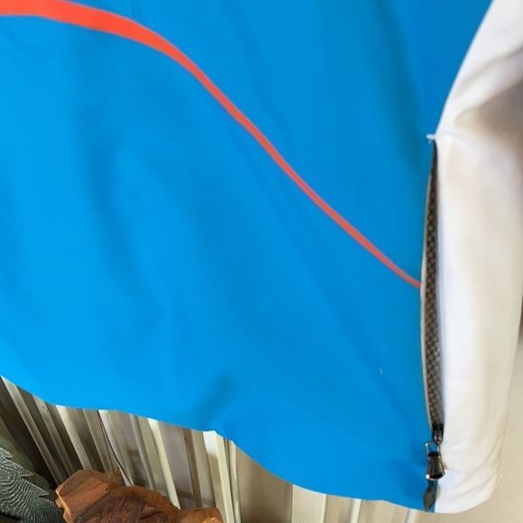 KJUS ski jacket - Picture 15 of 15